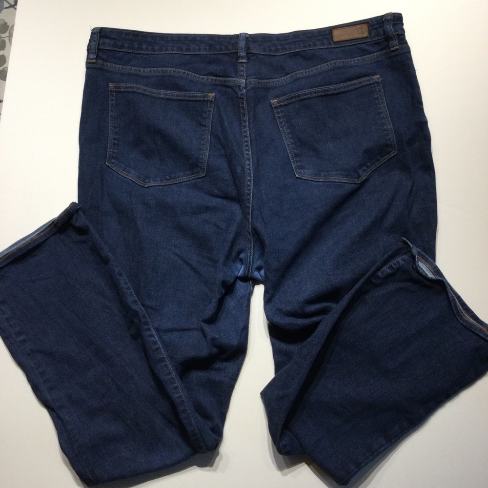 Lands End size 18 mid-rise bootcut jeans 32 inseam - Picture 5 of 6
